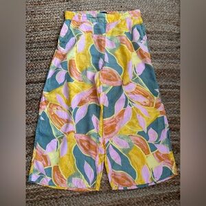 Tahari Large 100% Linen Pink & Green Tropical Floral Wide Leg Cropped Pants